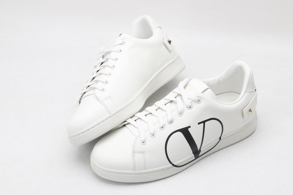 VA1ENTIN0 sneaker